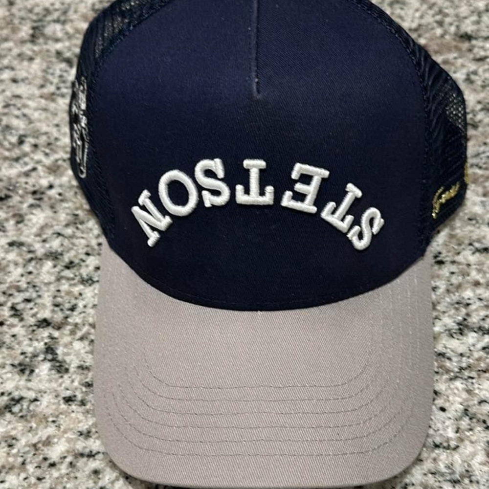 TRUE BRVND x POST MALONE x STETSON Gray Navy Trucker